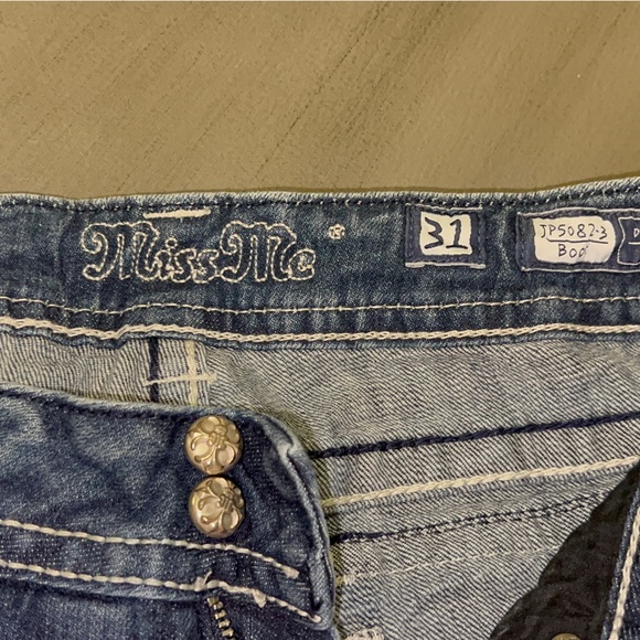 Miss Me Boot Cut - Picture 2 of 7